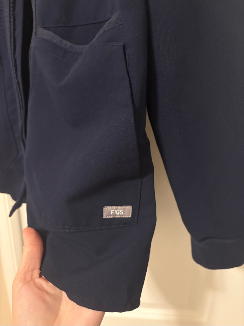 FIGS Bellery Scrub Jacket size small - Picture 6 of 11